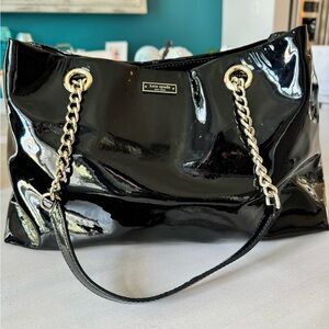 Kate Spade patent leather purse. Excellent condition.